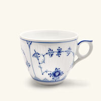 رويال كوبنهاغن فنجان القهوة مع صحنه بلو فلوتد