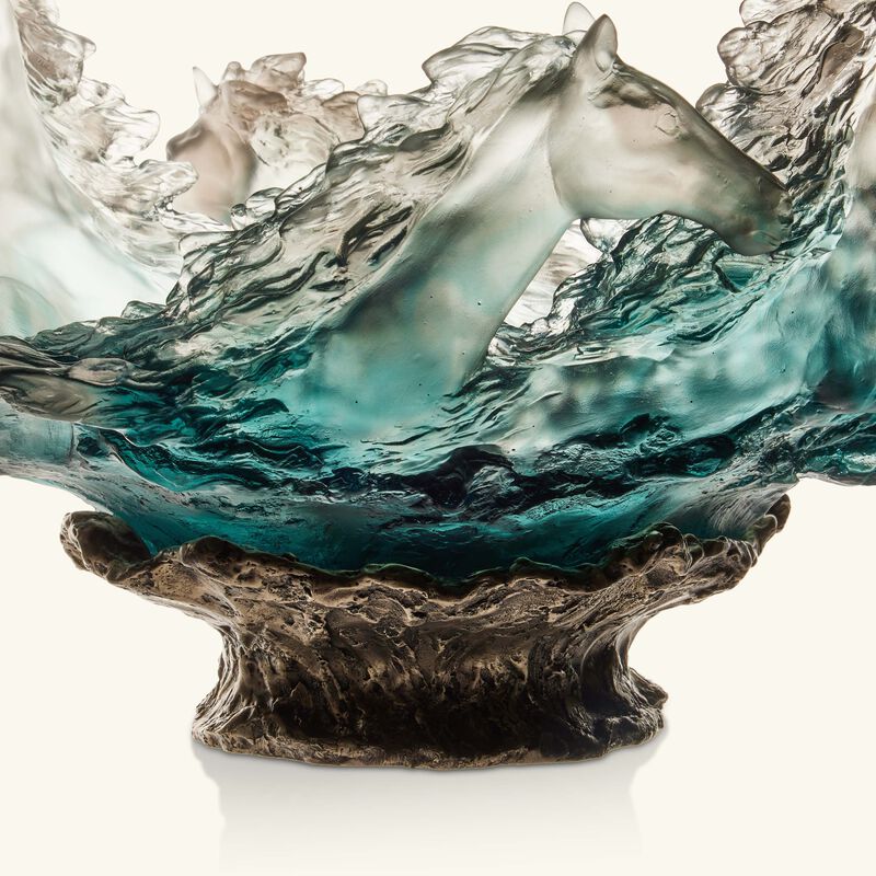 Cavalcade Centerpiece Grey Limited Edition daum cavalcade centerpiece grey limited edition