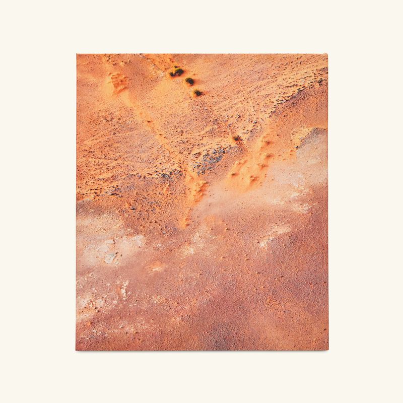 Kites of the Desert Archaeological Mysteries of Saudi Arabia Book 47x40cm assouline kites of the desert archaeological mysteries of saudi arabia book 47x40cm