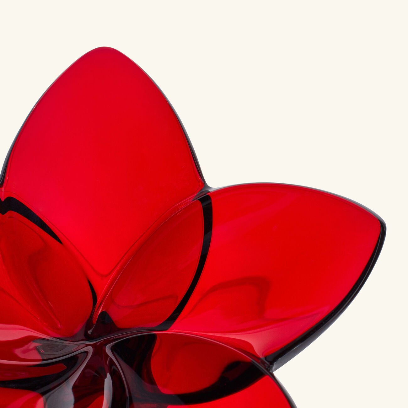 The Bloom Collection Figurine Mini Red baccarat the bloom collection figurine mini red