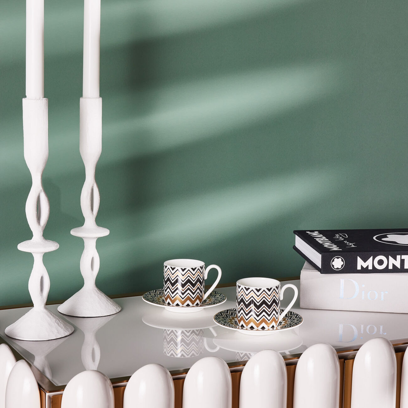 ميسوني هوم طقم زيك زاك جاريس المؤلف من 6 فناجين للقهوة مع صحونها باللون الذهبي