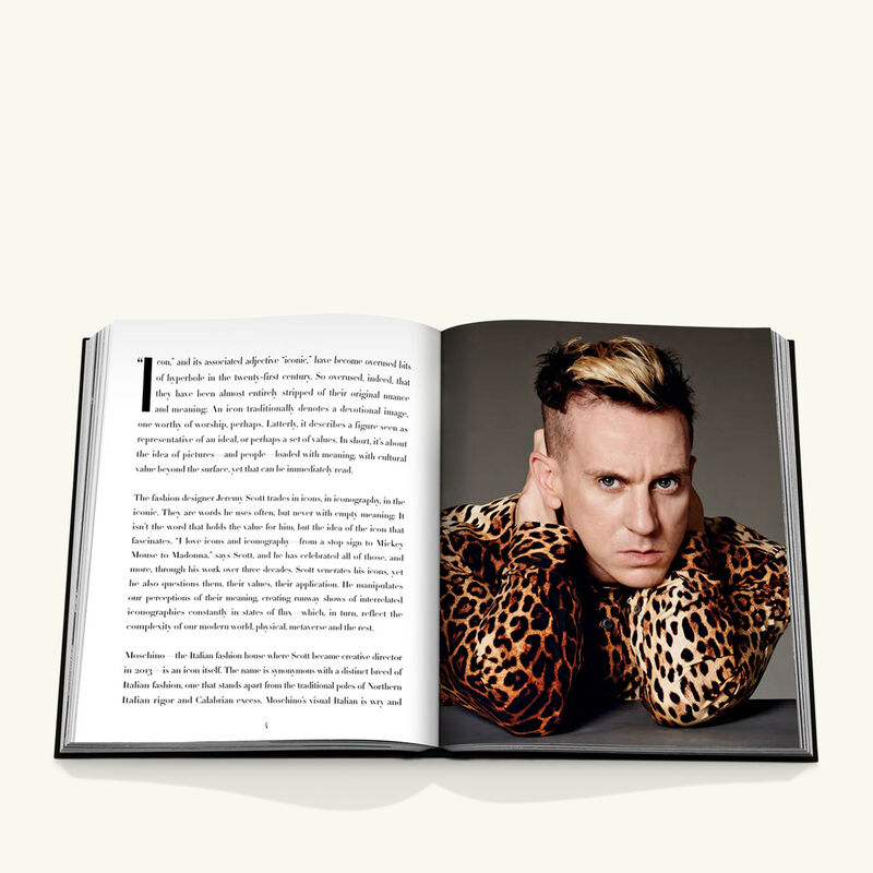 آسولين كتاب موسكينو 35 28 سم