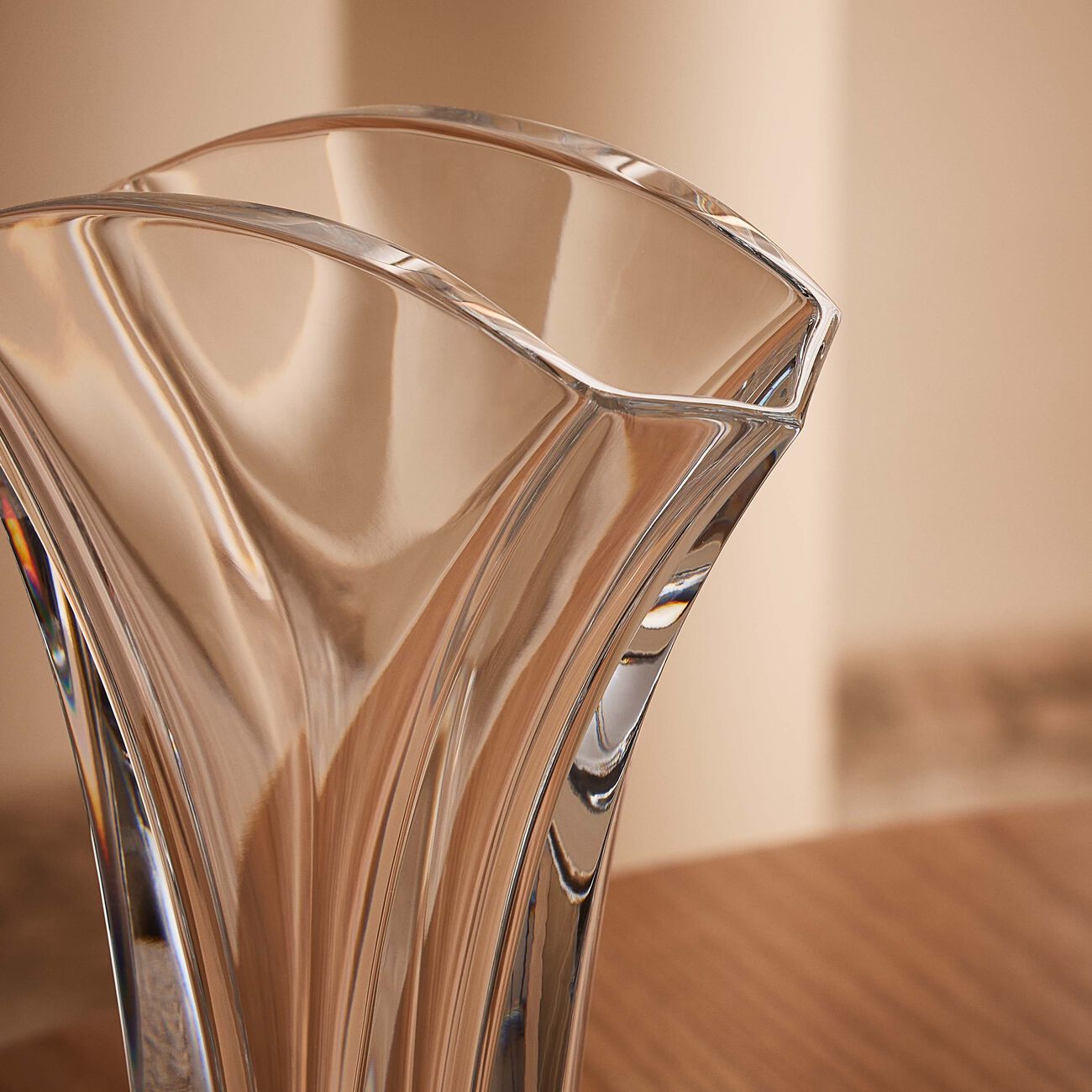 باكارا مزهرية جينكو صغيرة شفافة