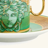 فيرساتشي فنجان القهوة جرين كوين مع صحنه أخضر