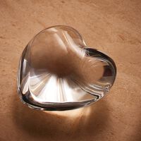 باكارا منحوتة كور آمور صغيرة شفافة