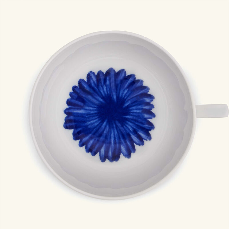 برناردو فنجان إن بلوم مع صحنه أزرق