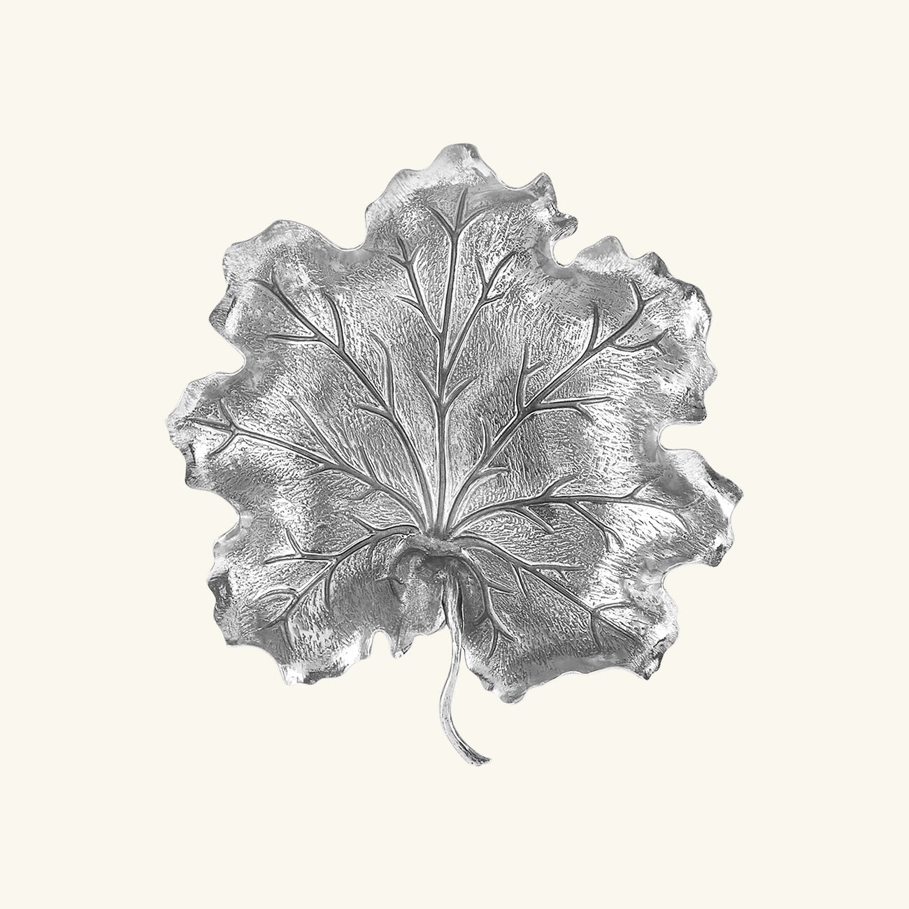 Geranium Leaf Bowl Medium Silver buccellati geranium leaf bowl medium silver