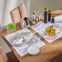 مجموعة مائدة الطعام للعيد مجموعة مائدة الطعام للعيد