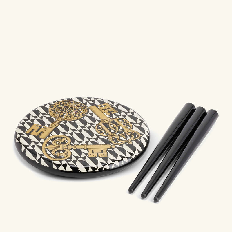 Chiavi e Losanghe Stool Pattern fornasetti chiavi e losanghe stool pattern