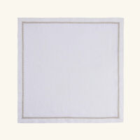 كاترين دينوال منديل روزلي باللون الفضي