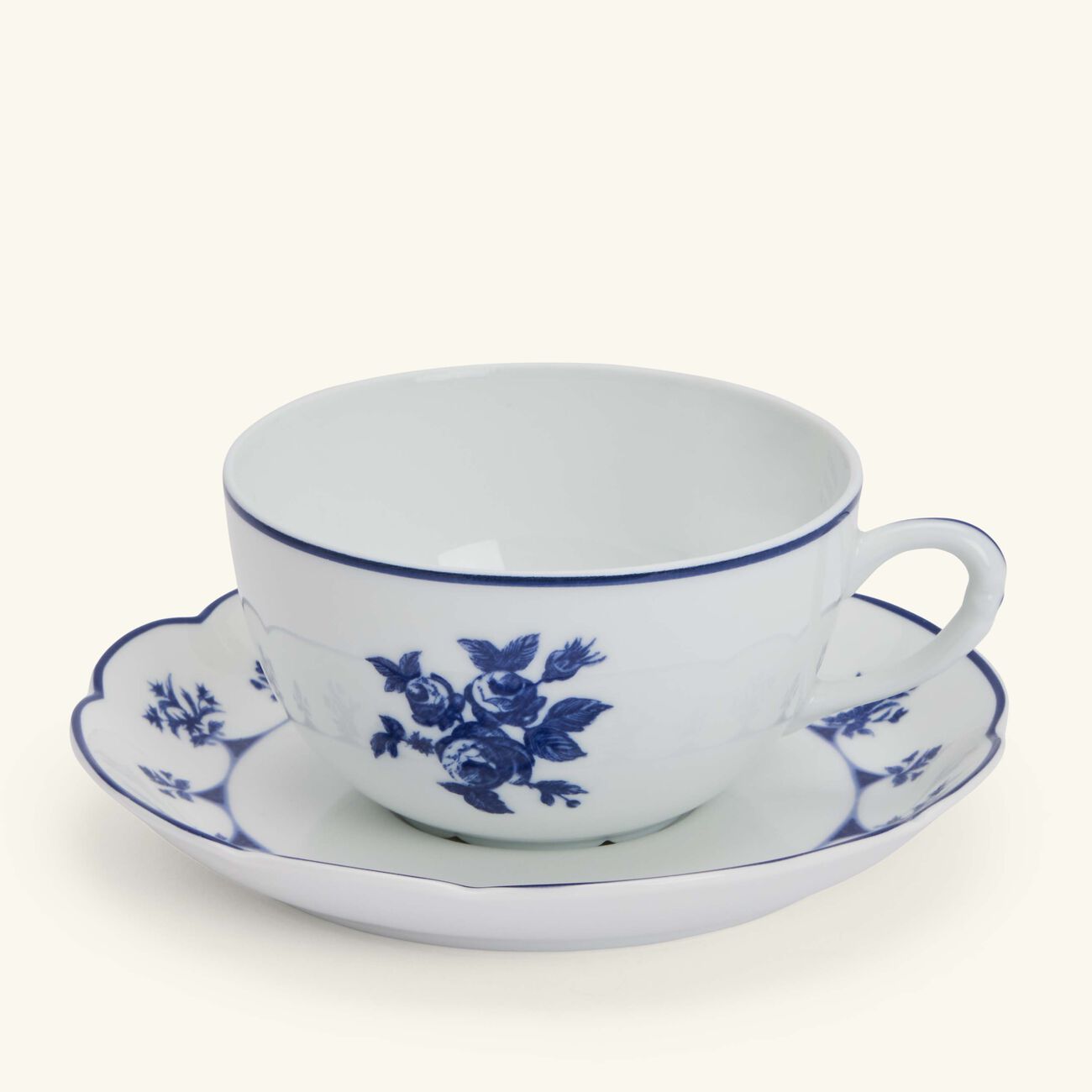 Chateaubriand Couleur Tea Cups & Saucer Blue Set Of 4 bernardaud chateaubriand couleur tea cups saucer blue set of 4