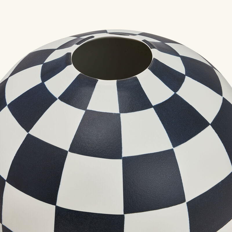 Damier Vase Medium White l objet damier vase medium white