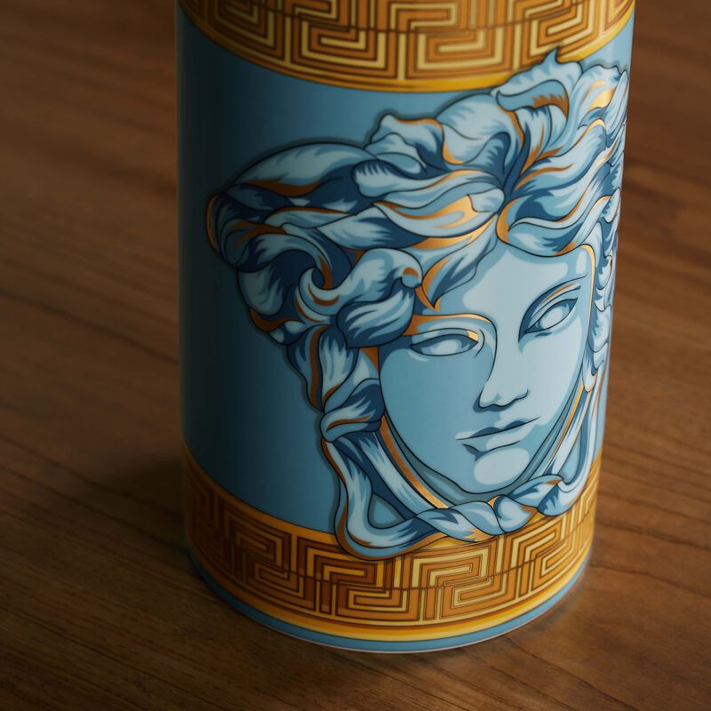 فيرساتشي مزهرية ميدوزا أمبليفايد كوين متوسطة الحجم زرقاء