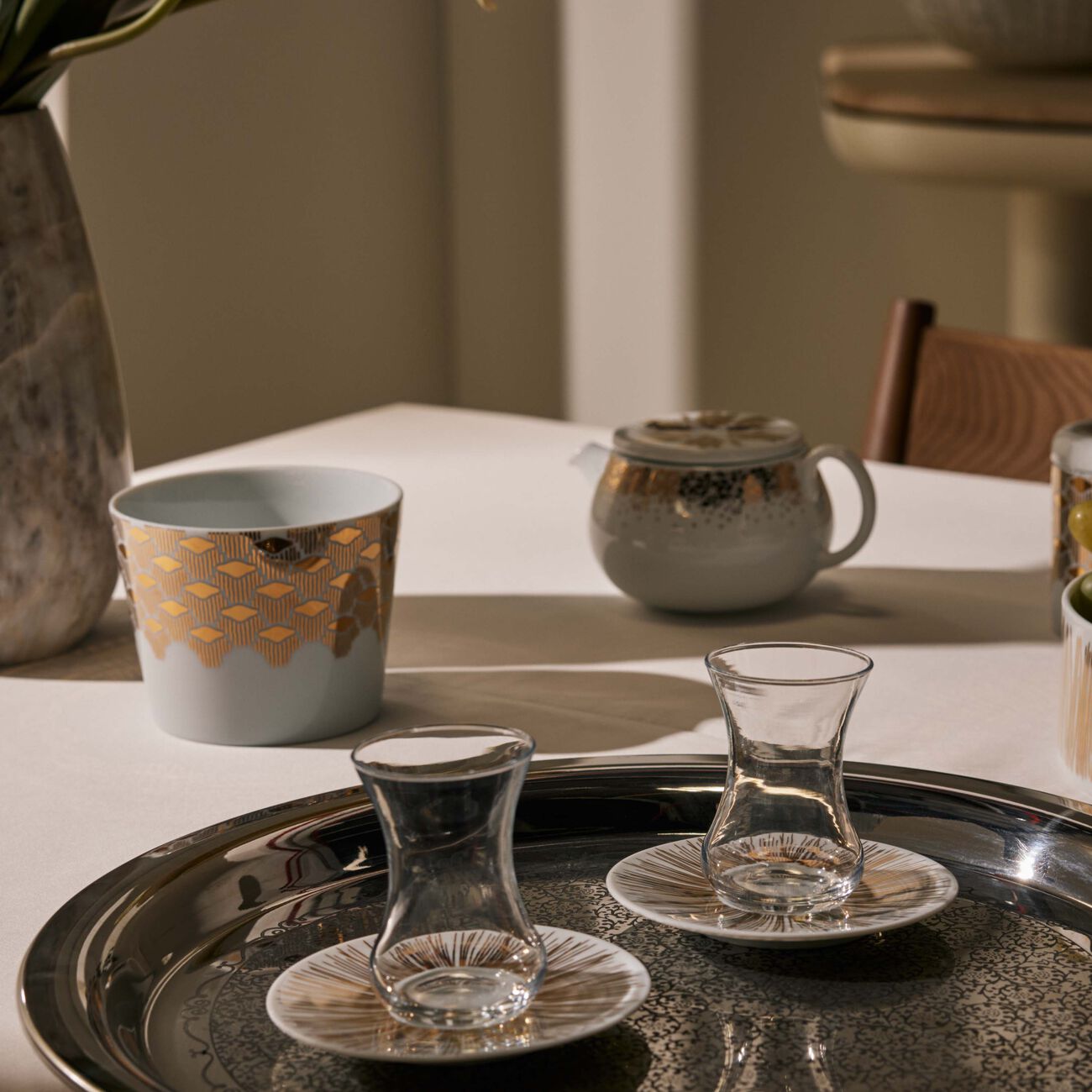 Tamrah by Razan Alazzouni Stripes Arabic Tea Cup & Saucer Gold Set of 2 silsal tamrah by razan alazzouni stripes arabic tea cup saucer gold set of 2