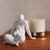 لادرو منحوتة الأب صغيرة بيضاء