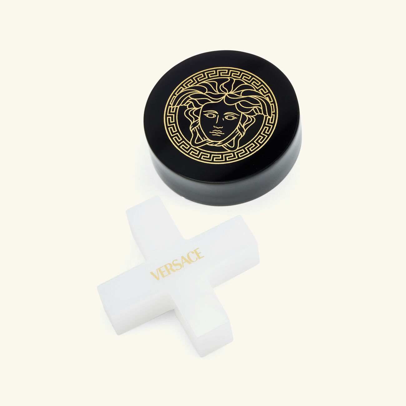 Medusa Tic Tac Toe Set versace medusa tic tac toe set