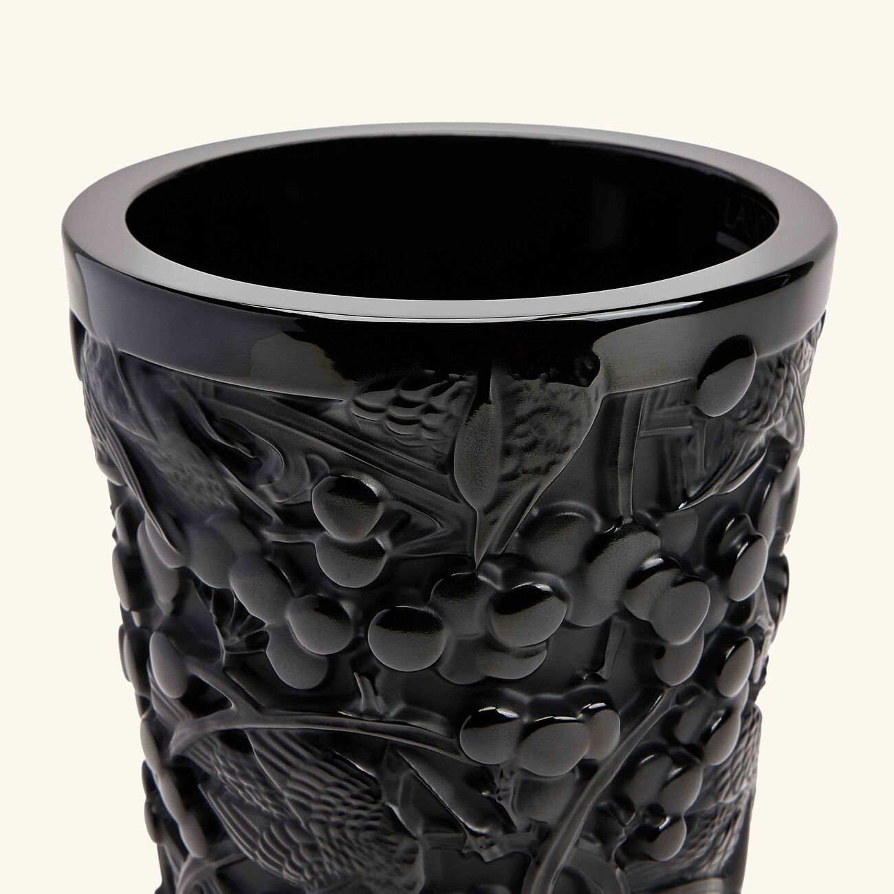 Merles et Raisins Vase Small Black lalique merles et raisins vase small black