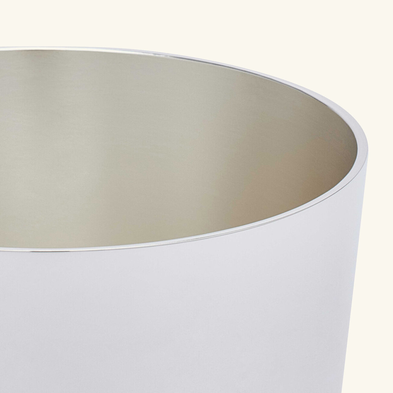 حامل أقلام الرصاص يوني مطلي بالفضة كريستوفل حامل أقلام الرصاص يوني مطلي بالفضة