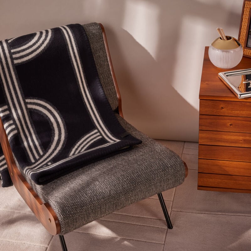 رالف لورين هوم بطانية بيركن باللون الأسود