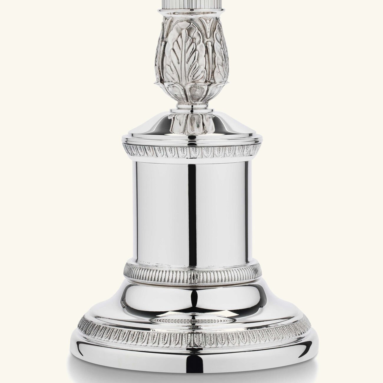 حامل شموع مالميزون مطلي بالفضة كريستوفل حامل شموع مالميزون مطلي بالفضة