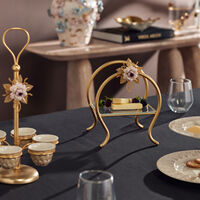 قاعدة الكيك إكسترافاجانزا باللون الذهبي فيلاري قاعدة الكيك إكسترافاجانزا باللون الذهبي