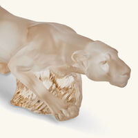 lalique timbavati lioness sculpture small white
