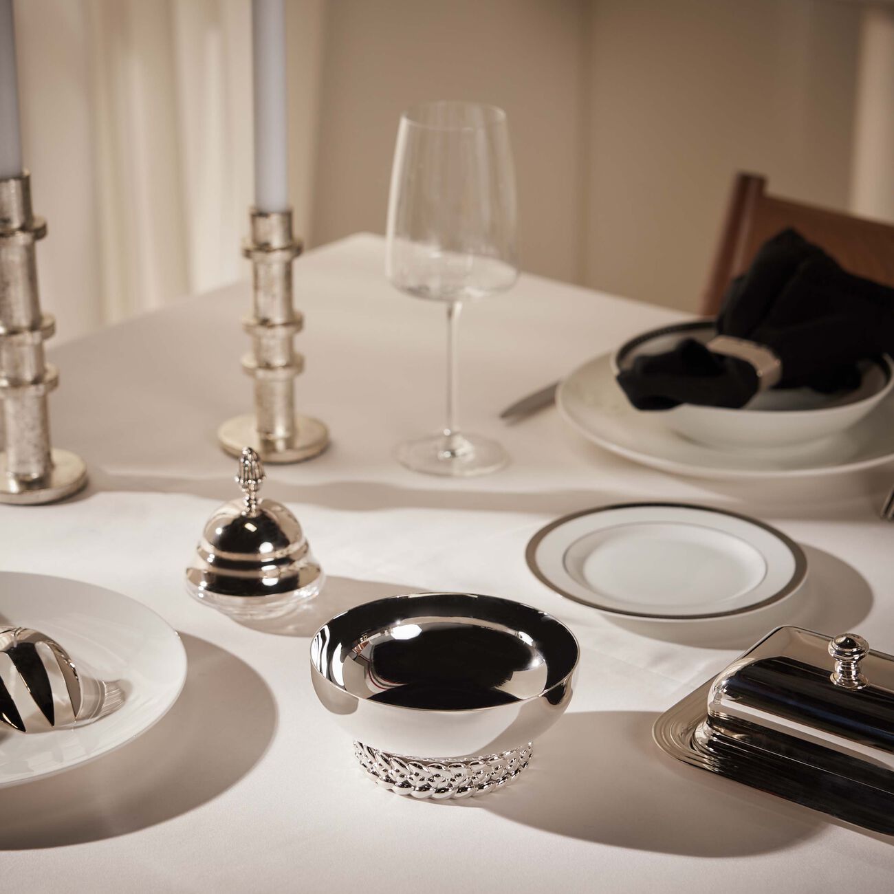 وعاء الضيافة بابيلون صغير مطلي بالفضة كريستوفل وعاء الضيافة بابيلون صغير مطلي بالفضة