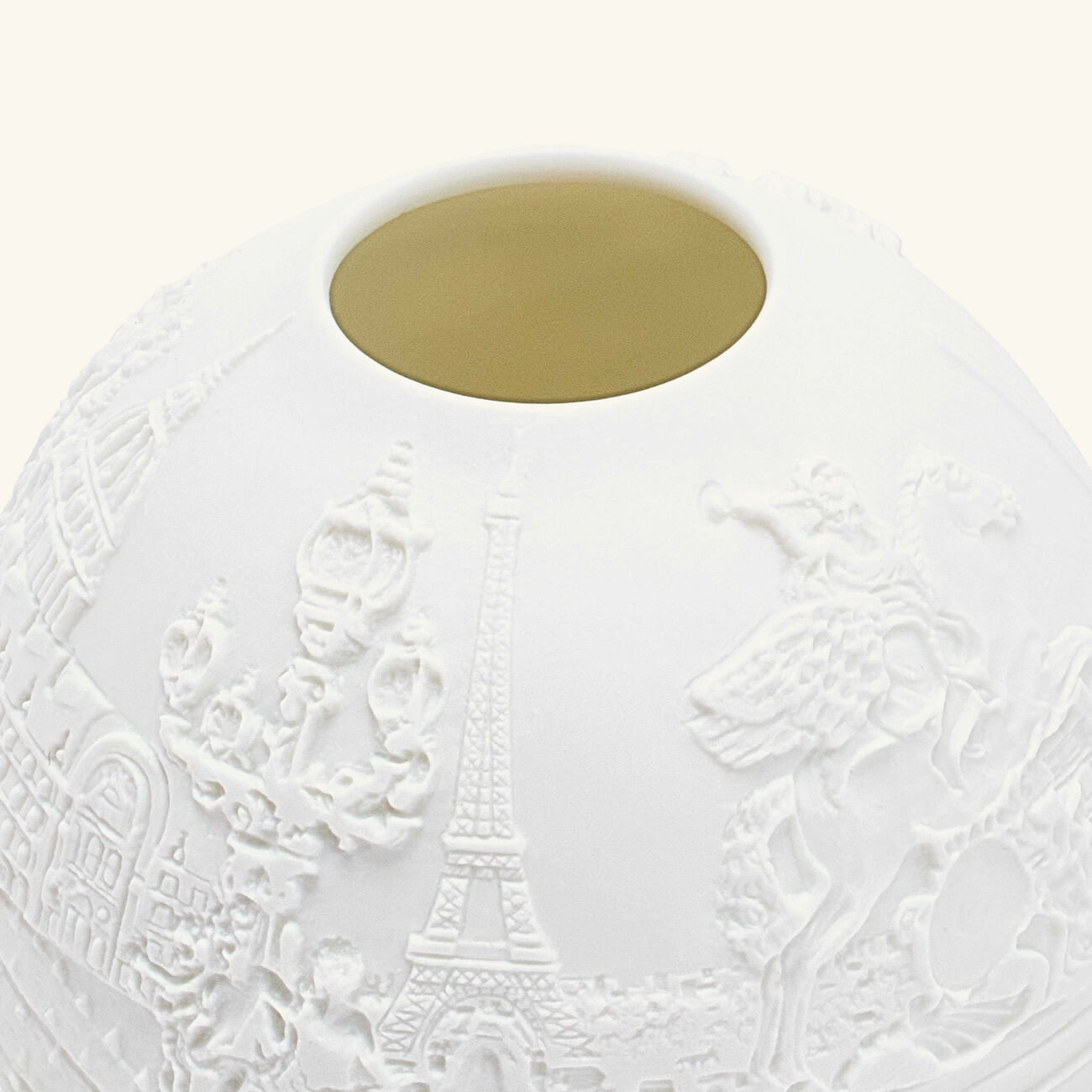 برناردو مصباح ليثوفاني مونيومان دو باري