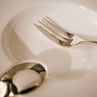 كريستوفل طقم آلبي للتقديم مطلي بالفضة مع علبة هدايا