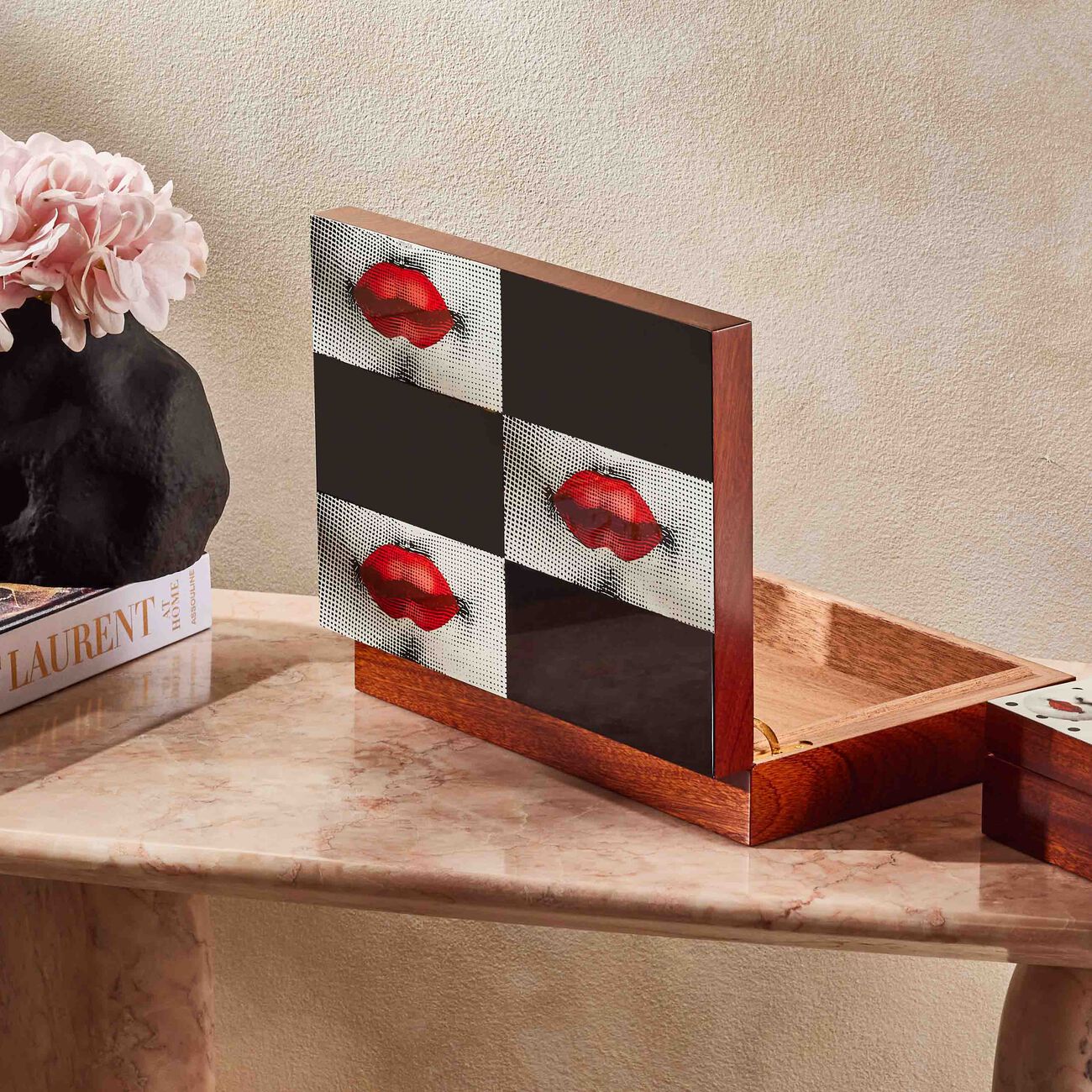 Kiss Box fornasetti kiss box