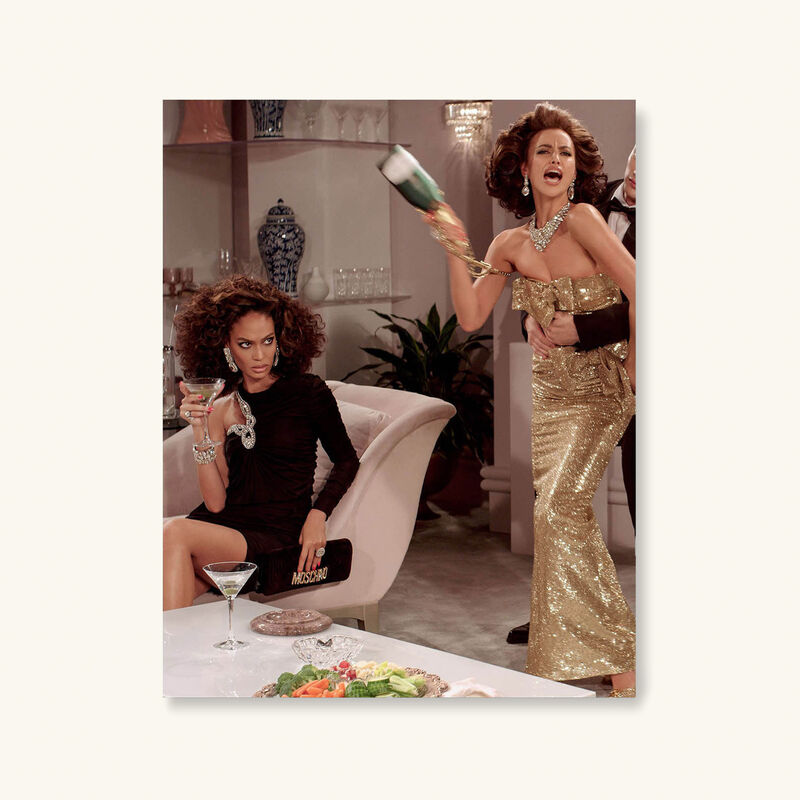 آسولين كتاب موسكينو 35 28 سم