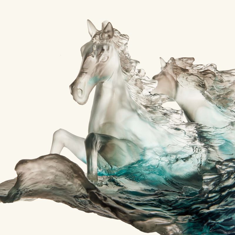 Cavalcade Centerpiece Grey Limited Edition daum cavalcade centerpiece grey limited edition