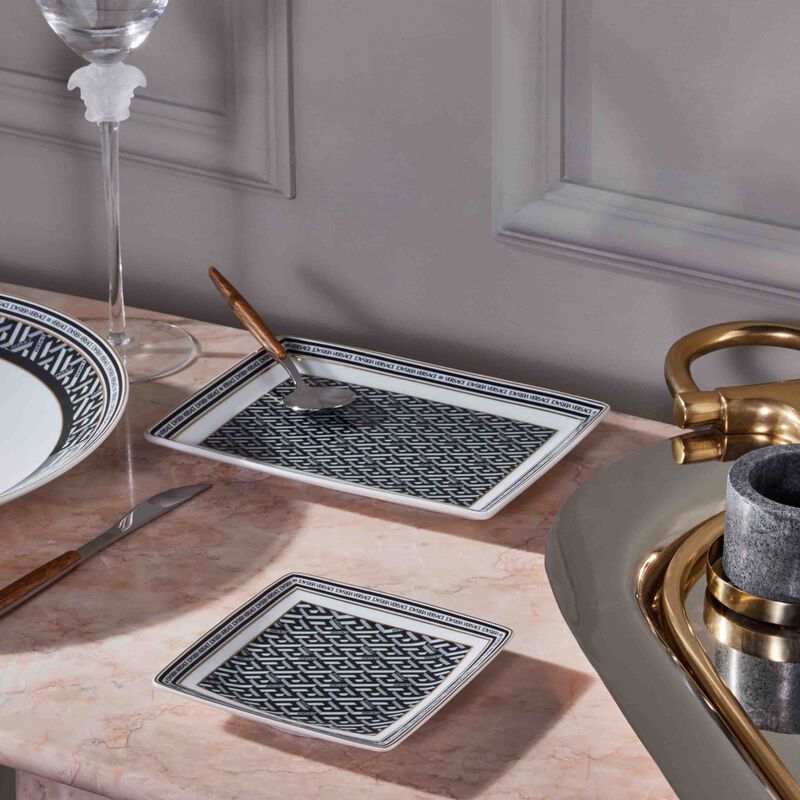 فيرساتشي صينية الحلى والمجوهرات لا جريكا مربعة صغيرة سوداء