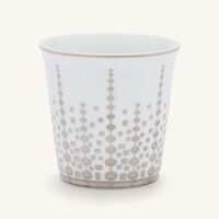 برناردو كاس أور آزور مع شمعة