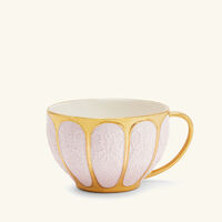 فيلاري فنجان الشاي آمور وردي