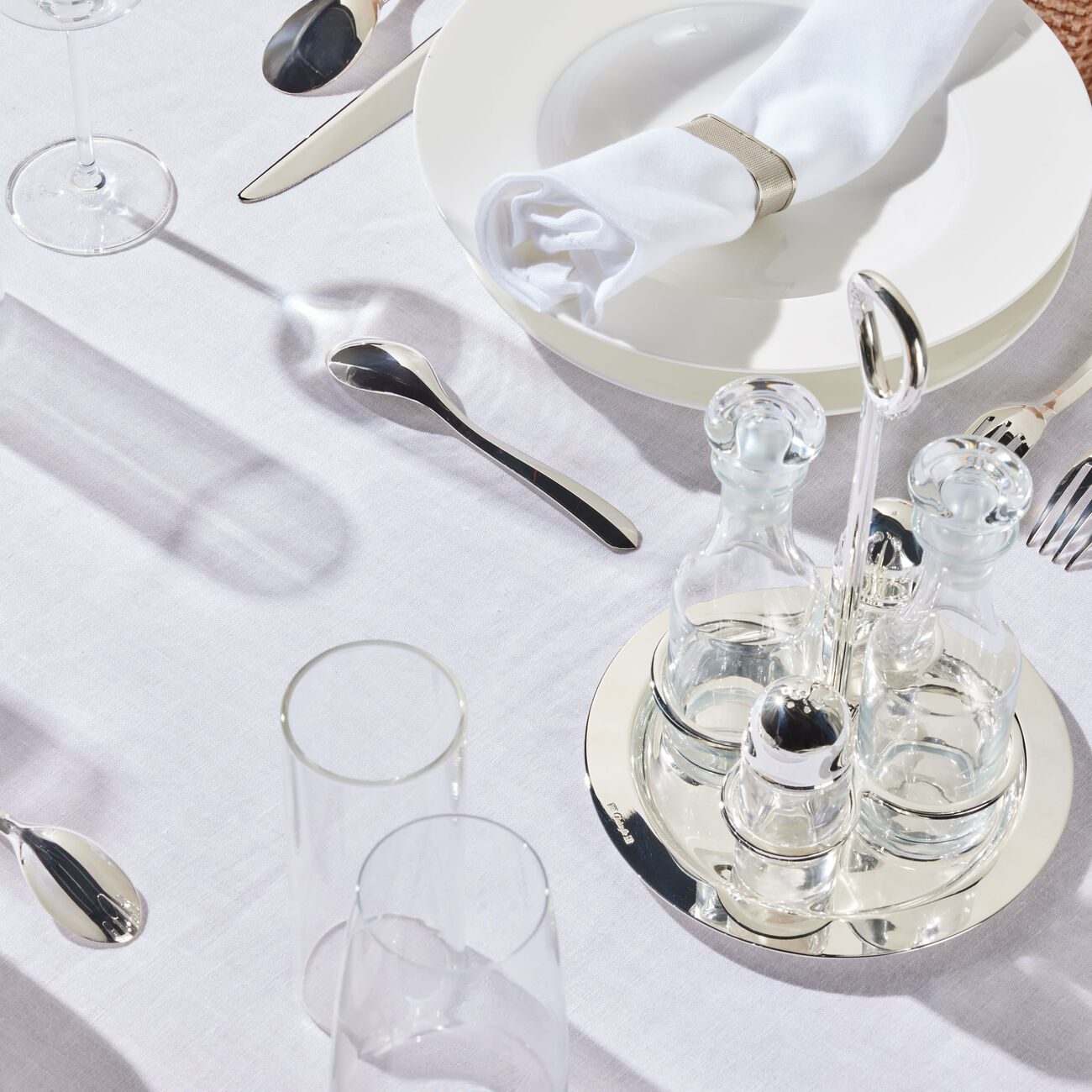 كريستوفل ملعقة إنفيني متعددة الاستخدامات متوسطة باللون الفضي