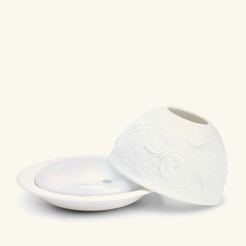 Butterflies in Flight Led Lithophanie bernardaud butterflies in flight led lithophanie