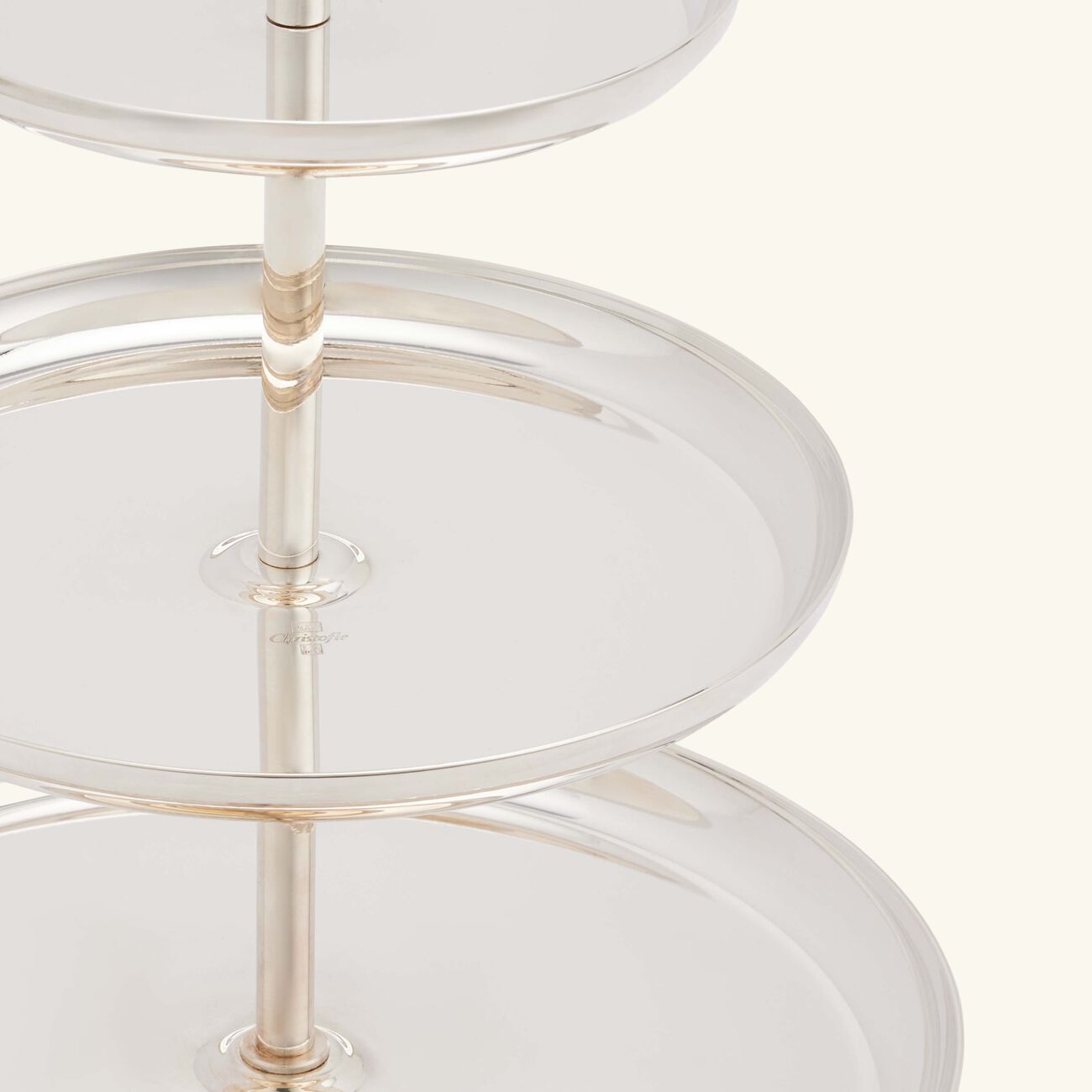 كريستوفل قاعدة الكيك فيرتيجو من ثلاث طبقات مطلية بالفضة