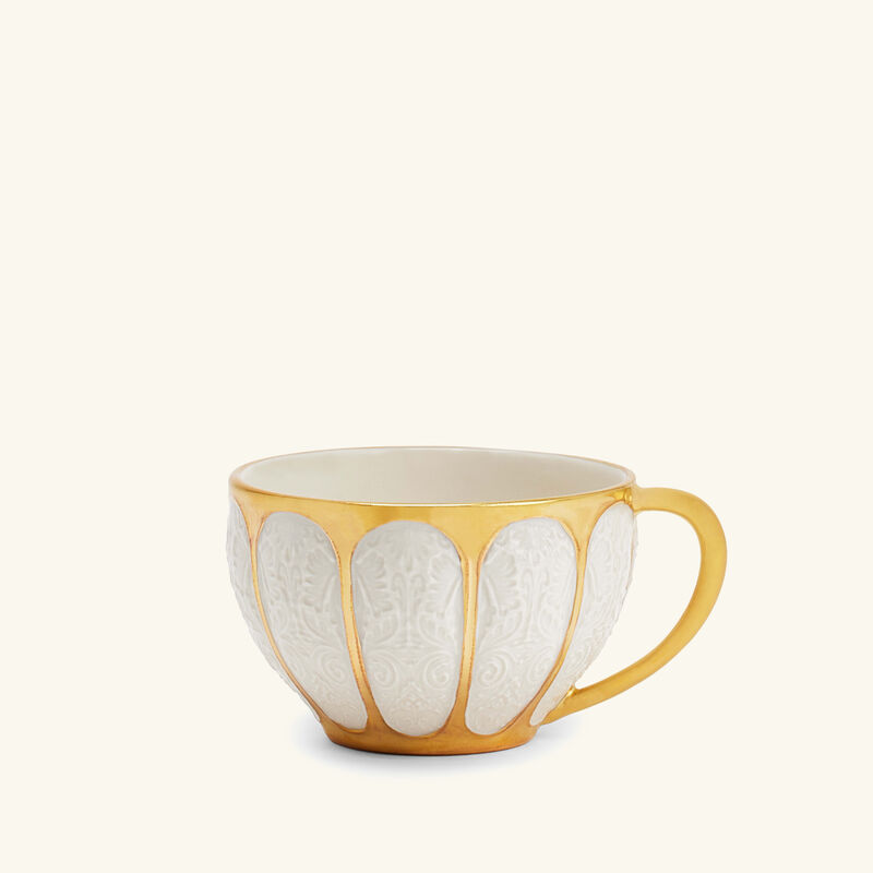 فيلاري فنجان القهوة آمور أبيض