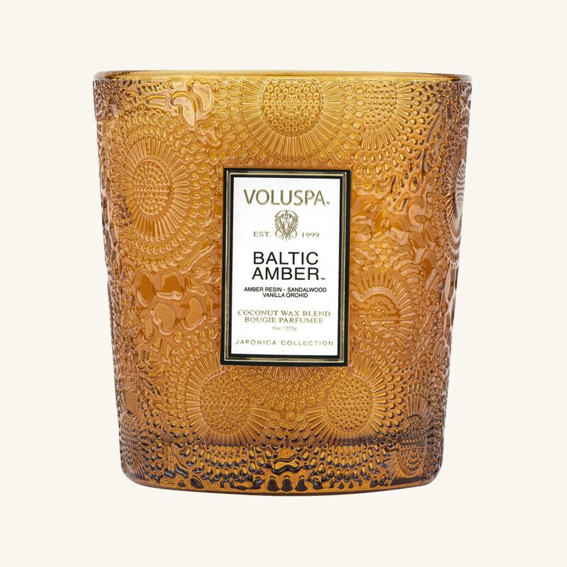 voluspa baltic amber candle