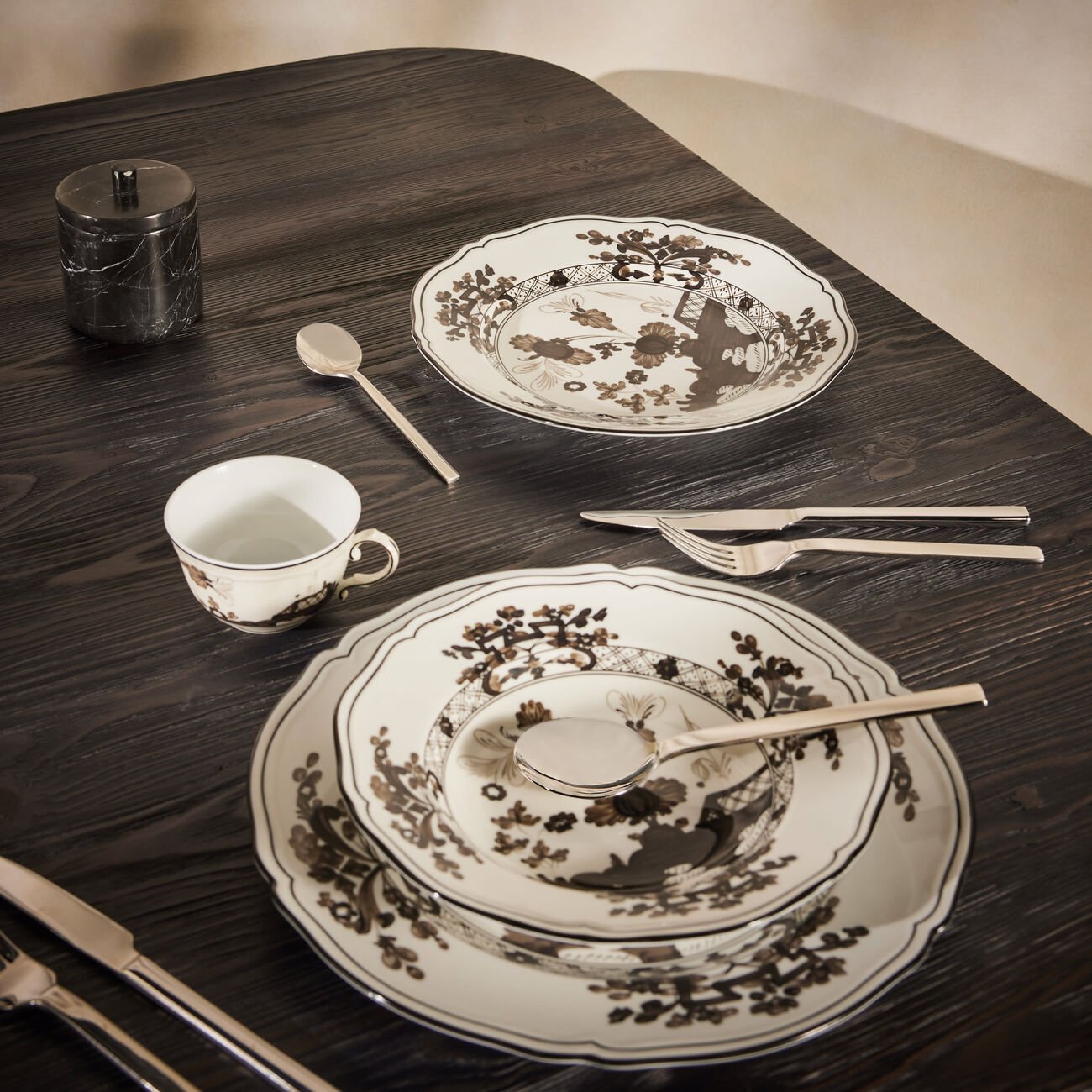 Oriente Italiano Dinner Plate Grey ginori 1735 oriente italiano dinner plate grey