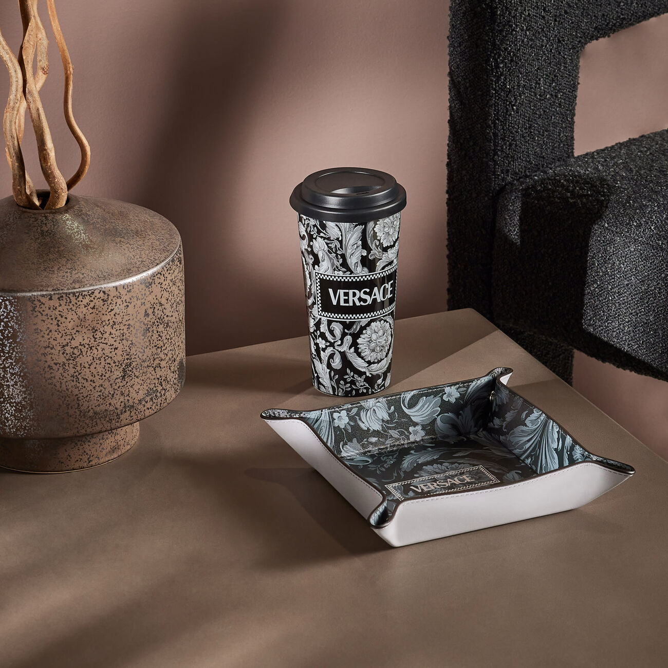 Barocco Travel Mug Black versace barocco travel mug black