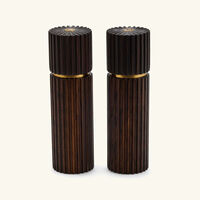 لوبجيه مرشتان للملح والفلفل مصنوعتان من خشب البلوط باللون البني