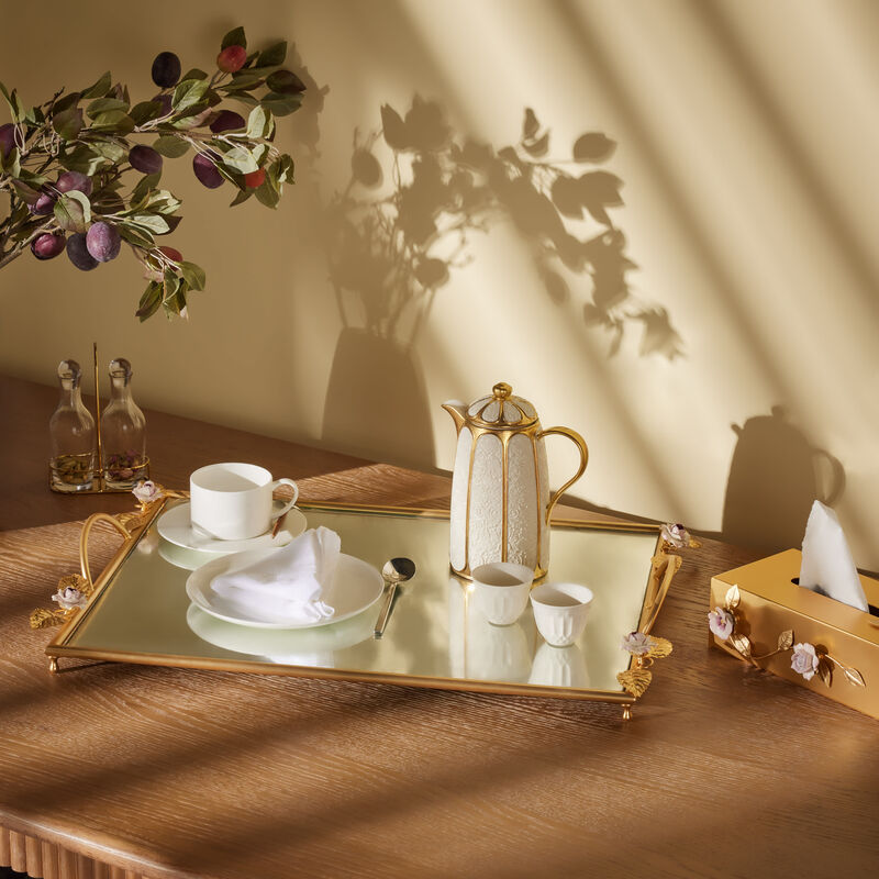 Marie-Antoinette Tray Rectangular Extra Large Gold villari marie antoinette tray rectangular extra large gold