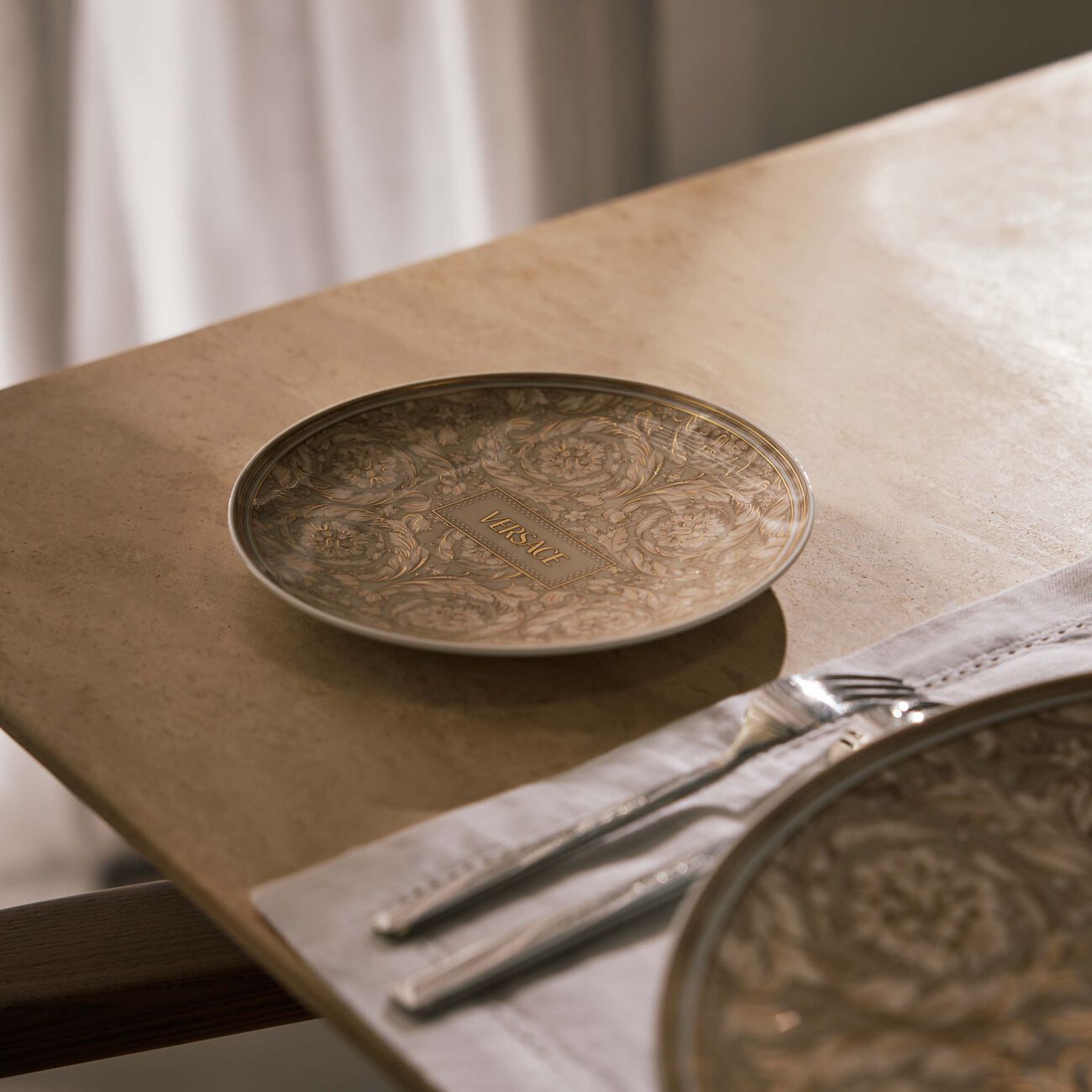 Barocco Beige Bread & Butter Plate Round 17 cm versace barocco beige bread butter plate round 17 cm