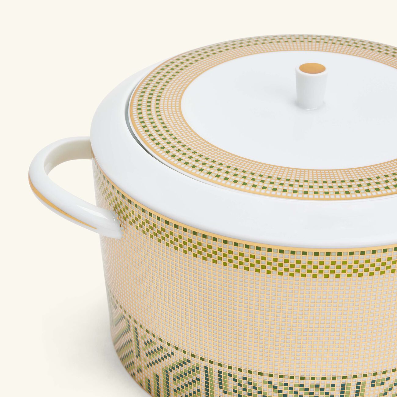 وعاء التقديم برناردو أوغوستا 2 لتر