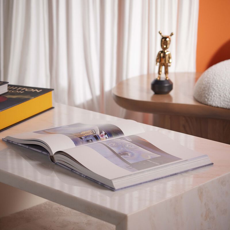 آسولين كتاب لويس فيتون سكين  هندسة الفخامة   نسخة سنغافورة 39x30 سم