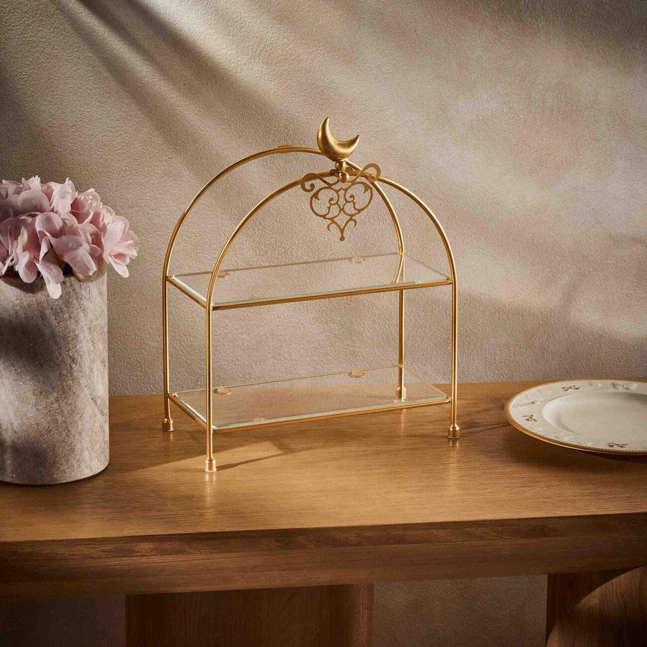 فيلاري قاعدة الكيك إكسترافاجانزا باللون الذهبي