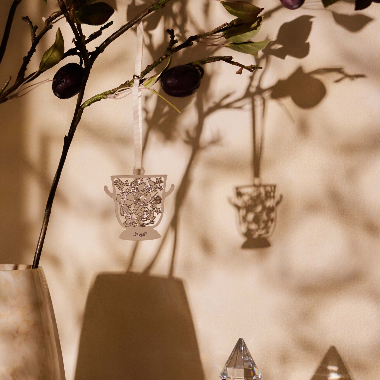 كريستوفل قطعة الزينة تريزور دارجان 2024 على شكل دلو للمشروب بحجم صغير من البالاديوم