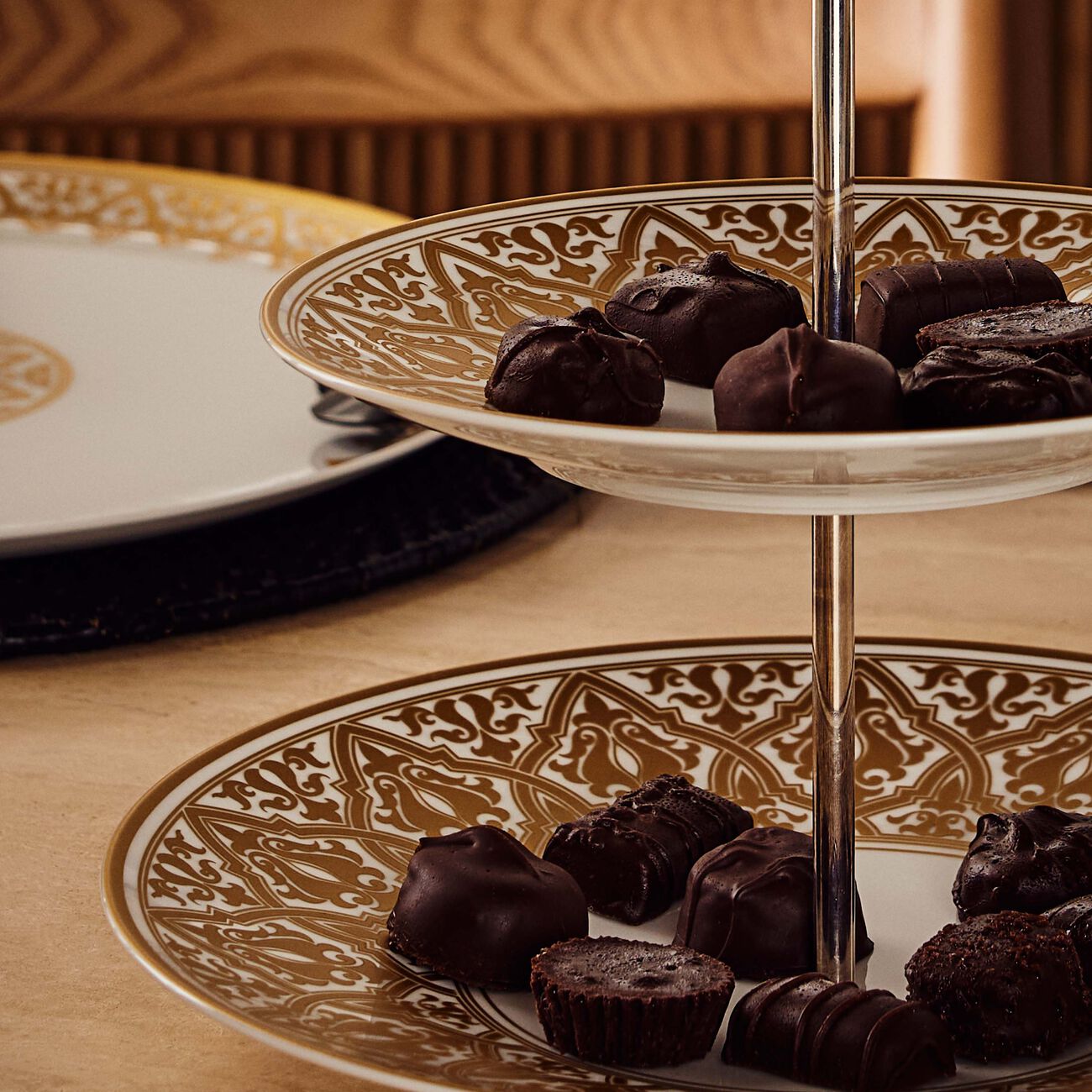 bernardaud venise cake stand 3 tier gold